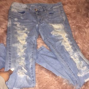 American Eagle light wash distressed skinny jeans